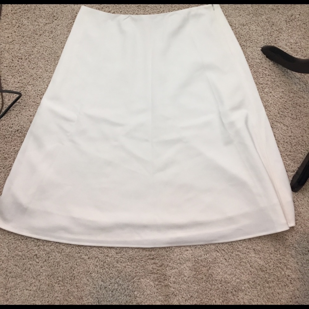 White House Black Market White A line skirt