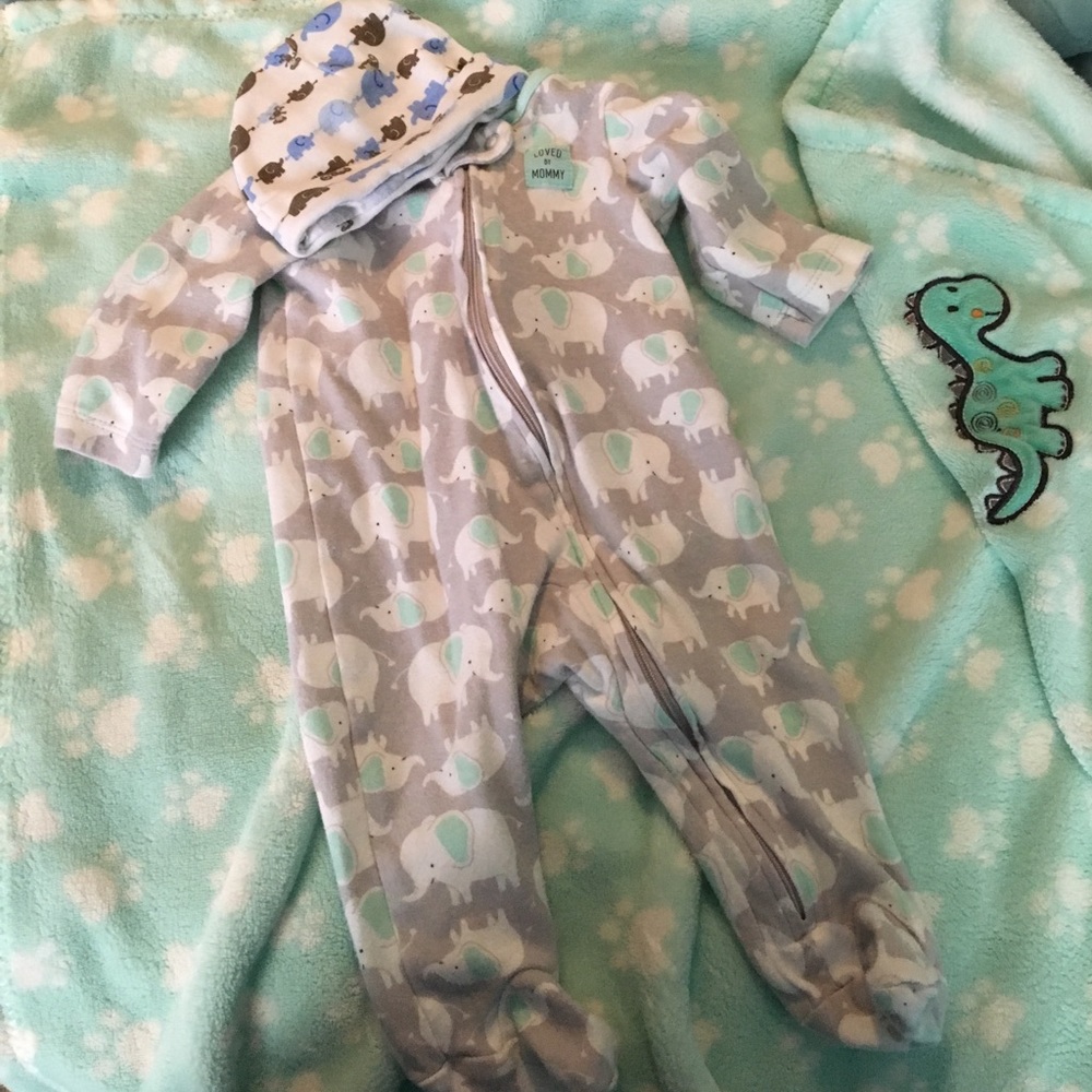 Baby clothes