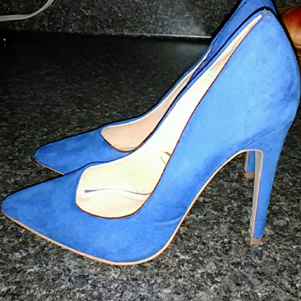 High heels - Picture 2 of 4