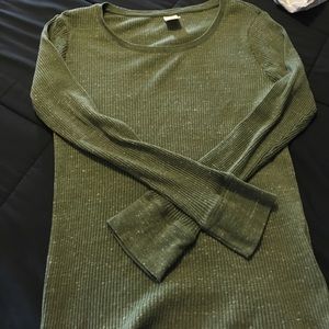 Long sleeve ribbed shirt