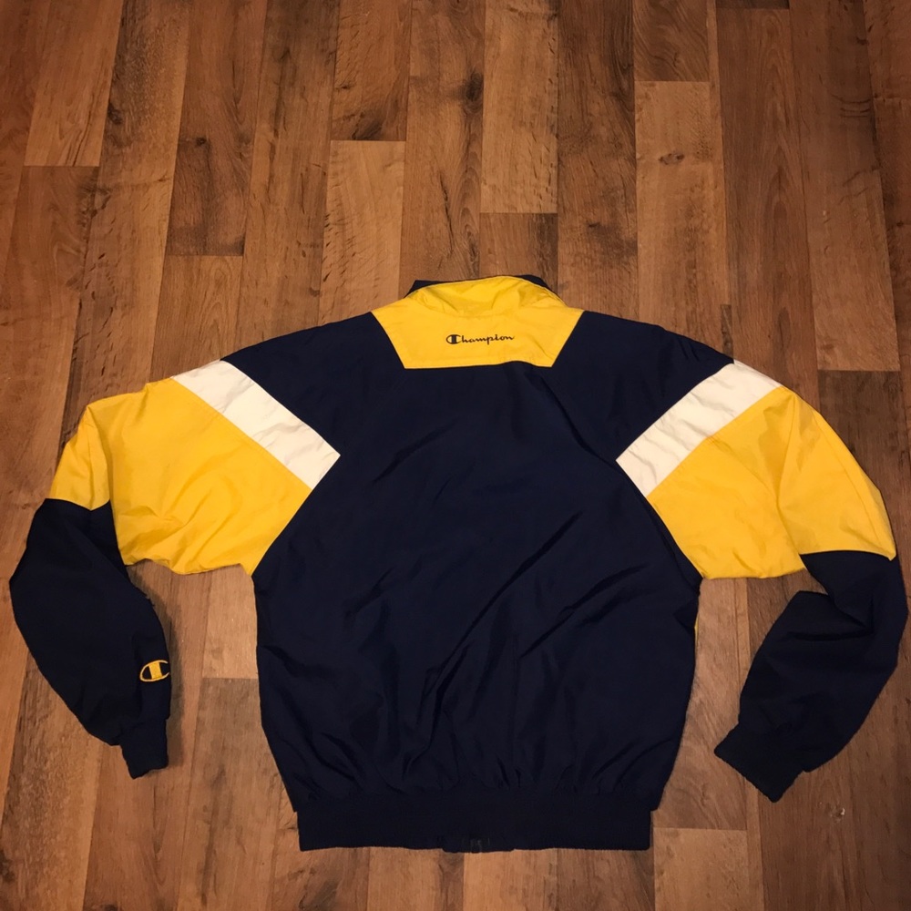 Vintage Small Champion Michigan Wolverines Jacket - Picture 4 of 4
