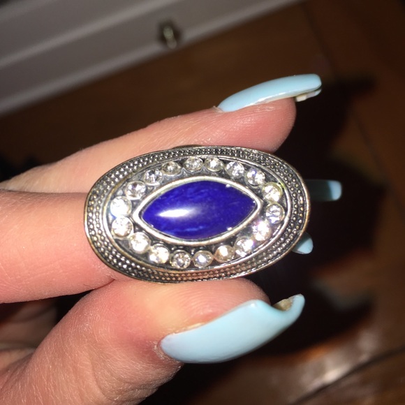 Ring - Picture 2 of 4