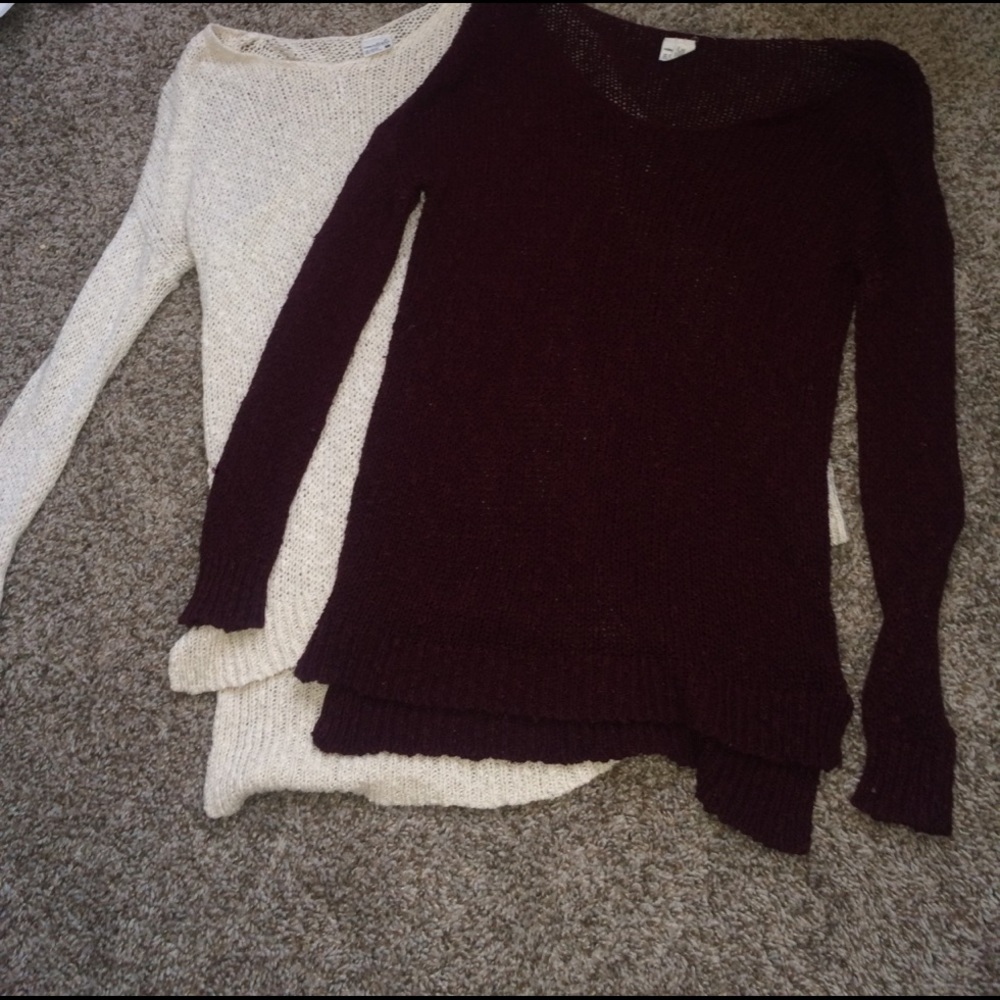 2 thin knit sweaters (1 or both)