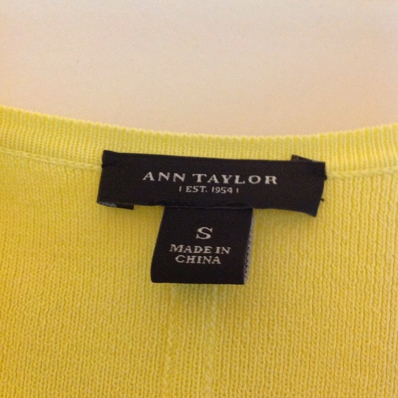 Ann Taylor sweater - Picture 2 of 2
