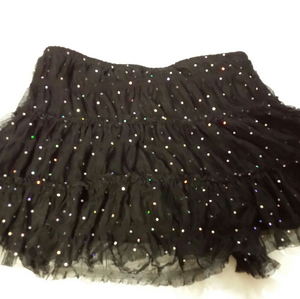 Kohana girls 12 14 skirt with under shorts