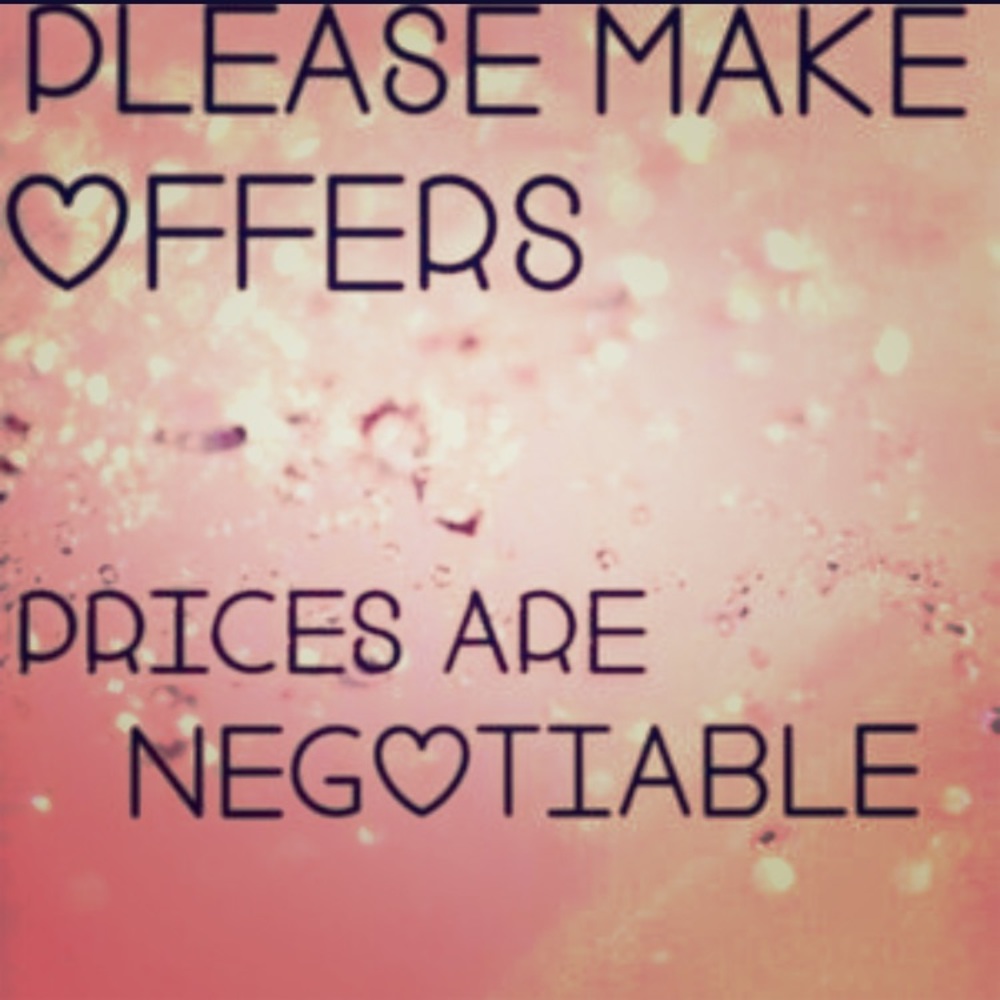 ❤Accepting All Reasonable Offers❤