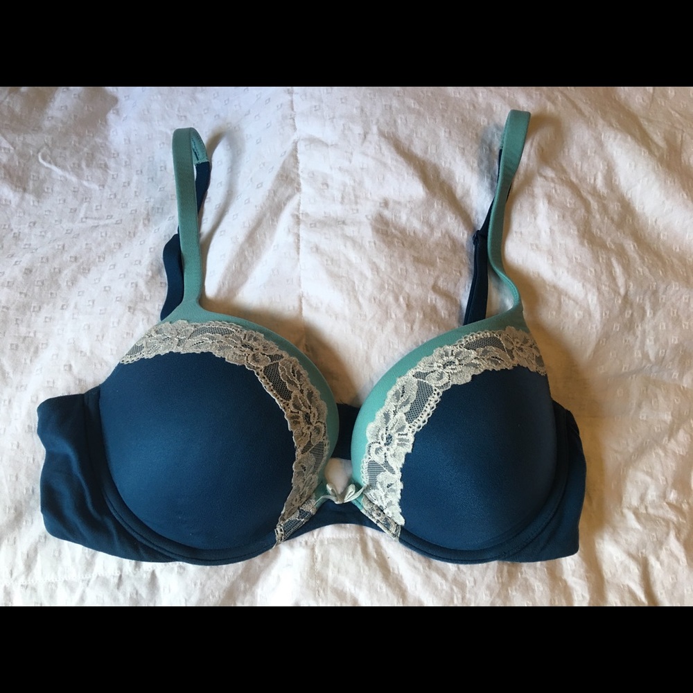 36 body by Victoria secret bra