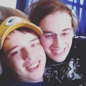 Meet your Posher, Emilie