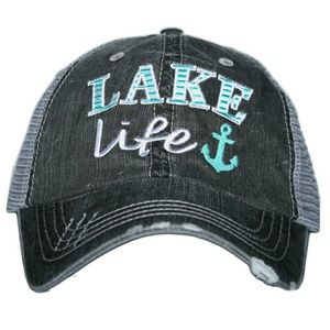 Trucker hat