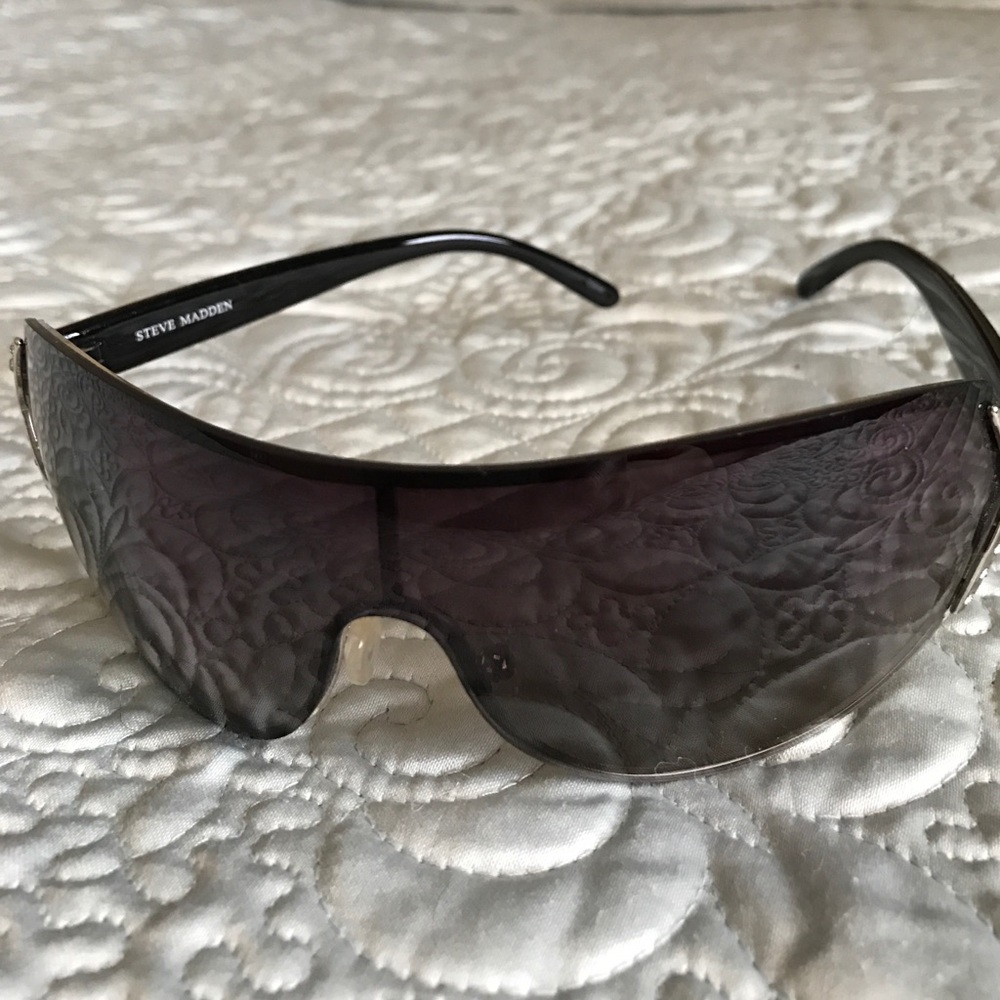 Steve Madden Sunglasses