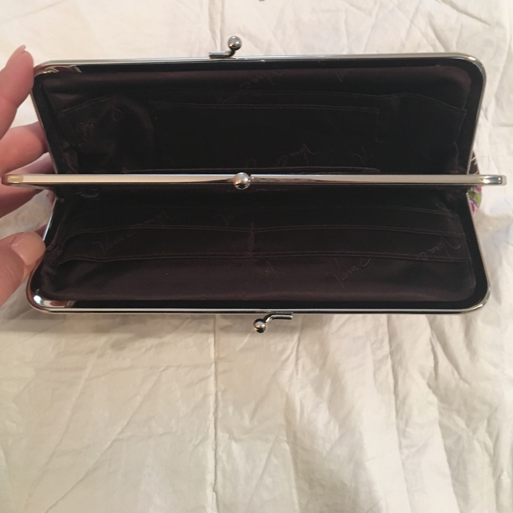 Vera Bradley Purple Punch clutch/wallet - Picture 2 of 3