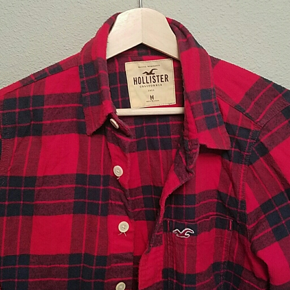 Long-sleeved button up