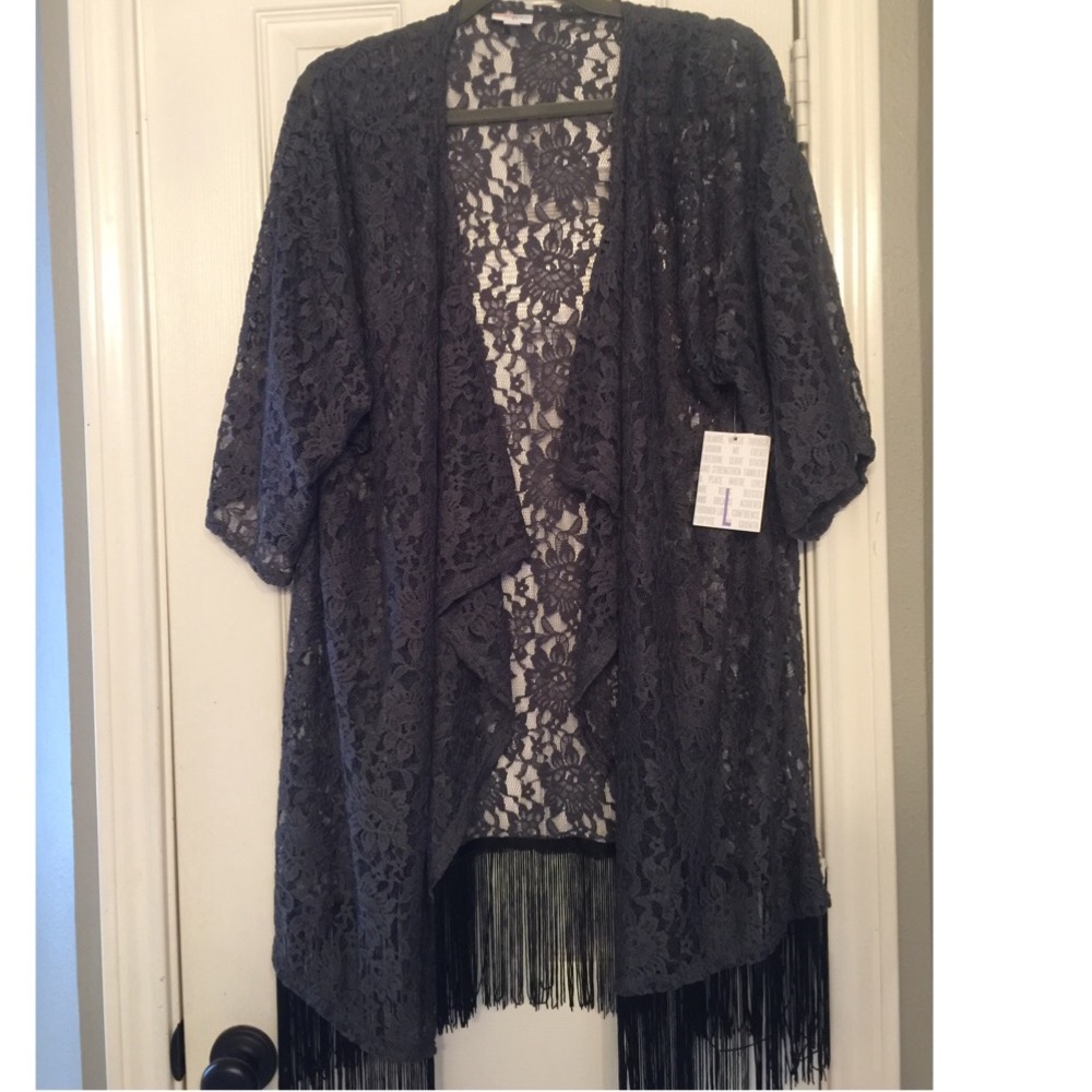 LuLaRoe Monroe kimono