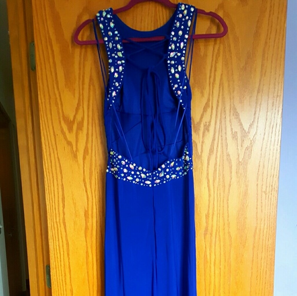 Prom dress - Picture 2 of 3