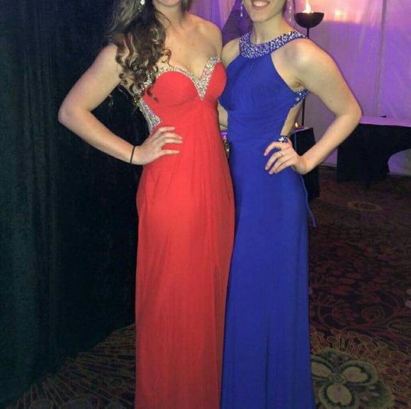 Prom dress - Picture 3 of 3