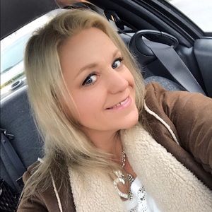 Meet your Posher, Shawnee.