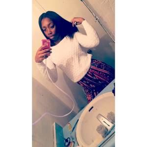 Meet your Posher, Toinette