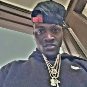 Meet your Posher, Malik