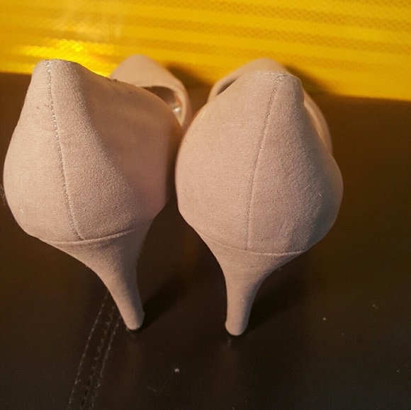 Shoes - Picture 2 of 3