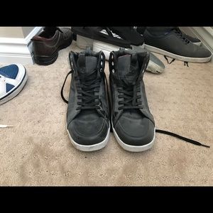 Leather high top shoes