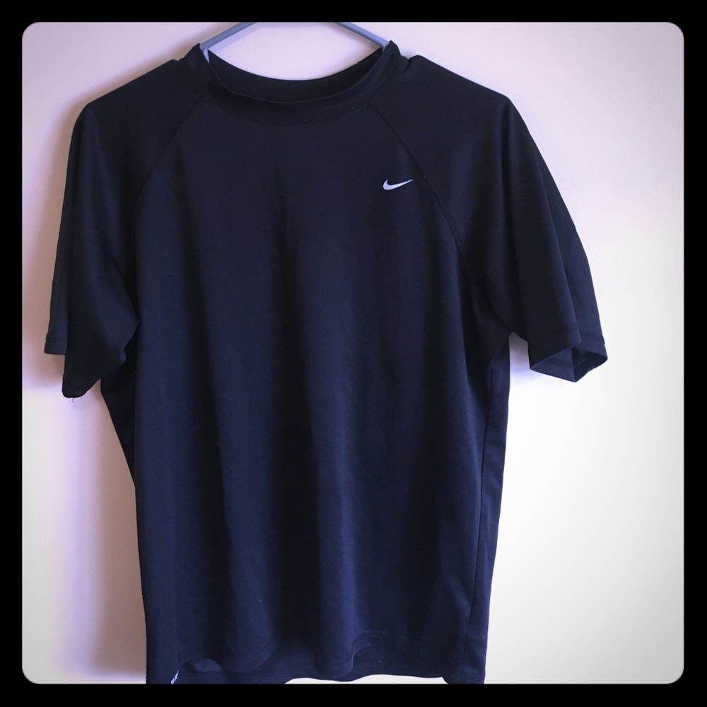 Nike dry fit t-shirt
