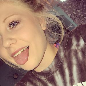Meet your Posher, Makayla