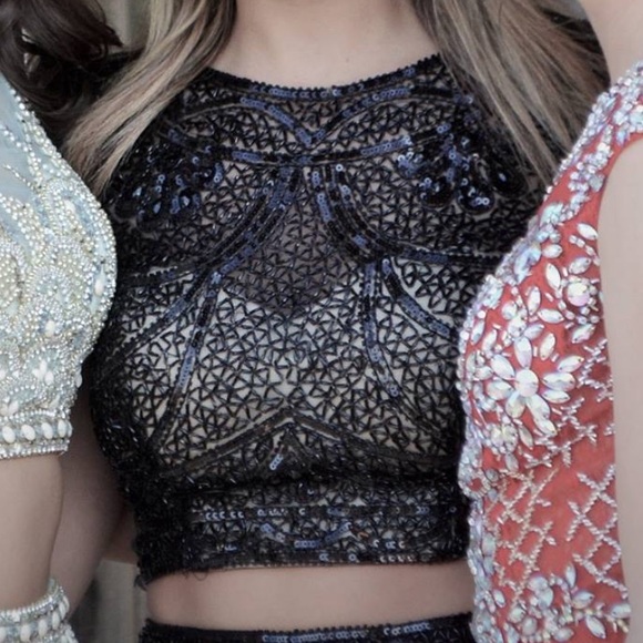 Prom dress - Picture 1 of 4