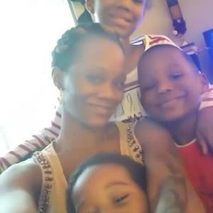 Meet your Posher, Tiara