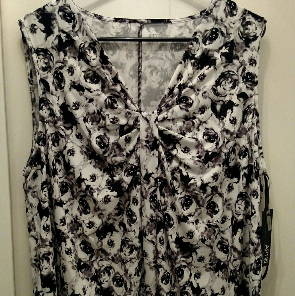 Apt. 9 Sleeveless blouse 1X