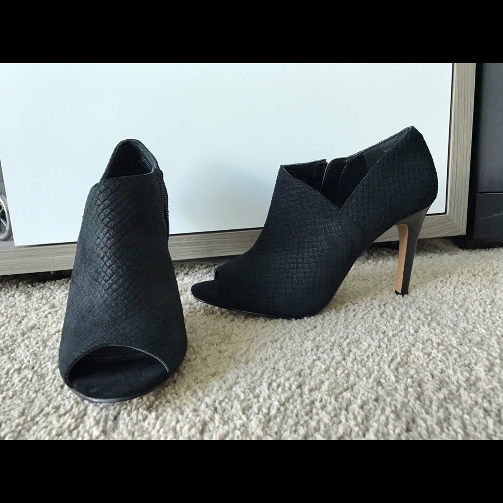 Brand new Audrey Brooke heels