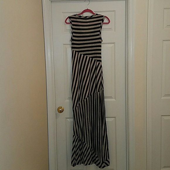 Striped Maxi Dress - Picture 3 of 5