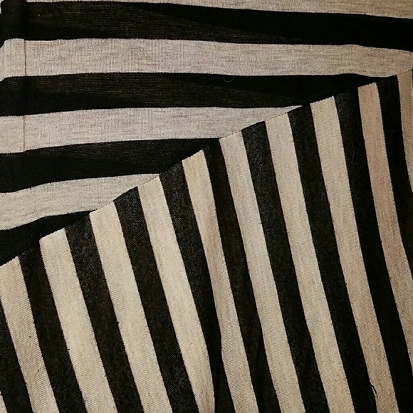 Striped Maxi Dress - Picture 4 of 5