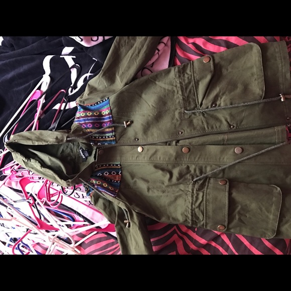 Aztec jacket - Picture 2 of 2
