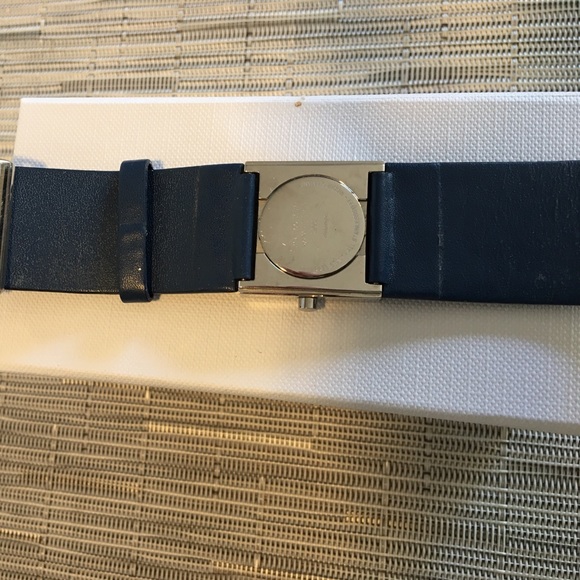 Modern women's watch, designed by Matteo Thun - Picture 3 of 4