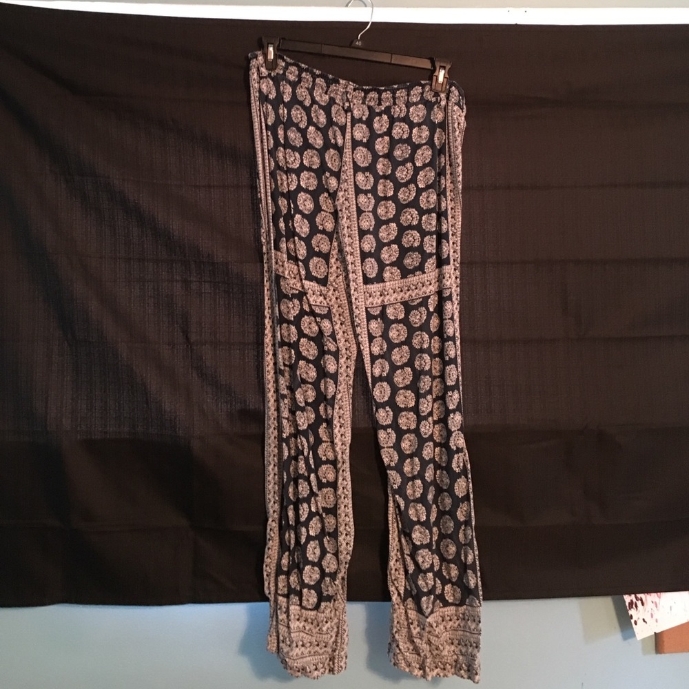 Printed pants