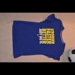 Nike short sleeve t shirt