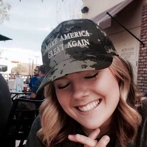 Meet your Posher, Heidi