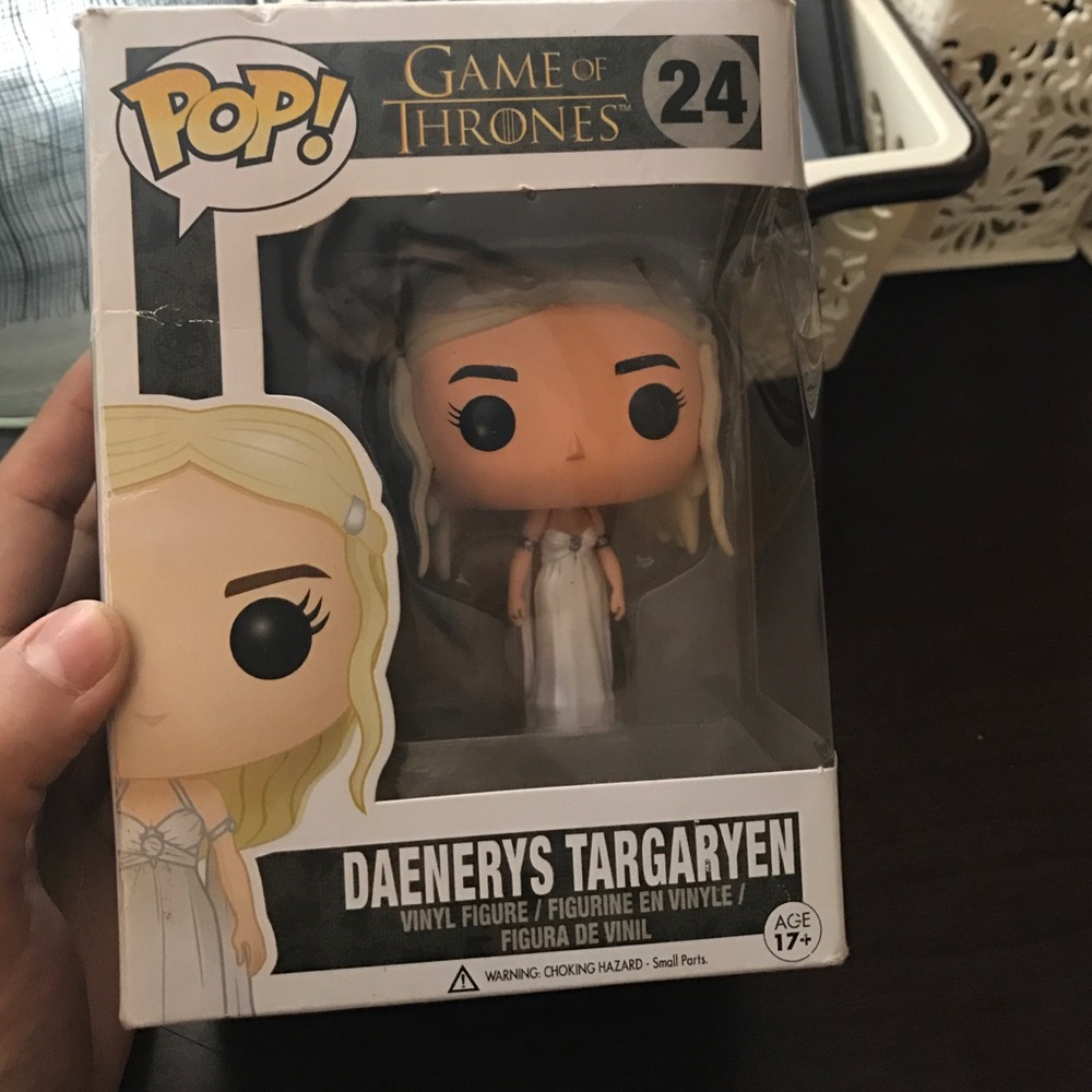 Daenerys Targaryen pop #24