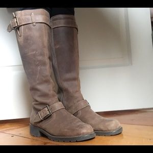 Clarks leather riding boots