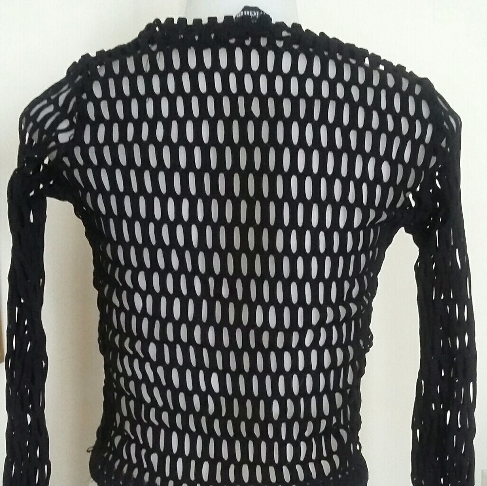 Mode Wichtig Large Hole Fishnet Shirt Size Sm - Picture 2 of 4