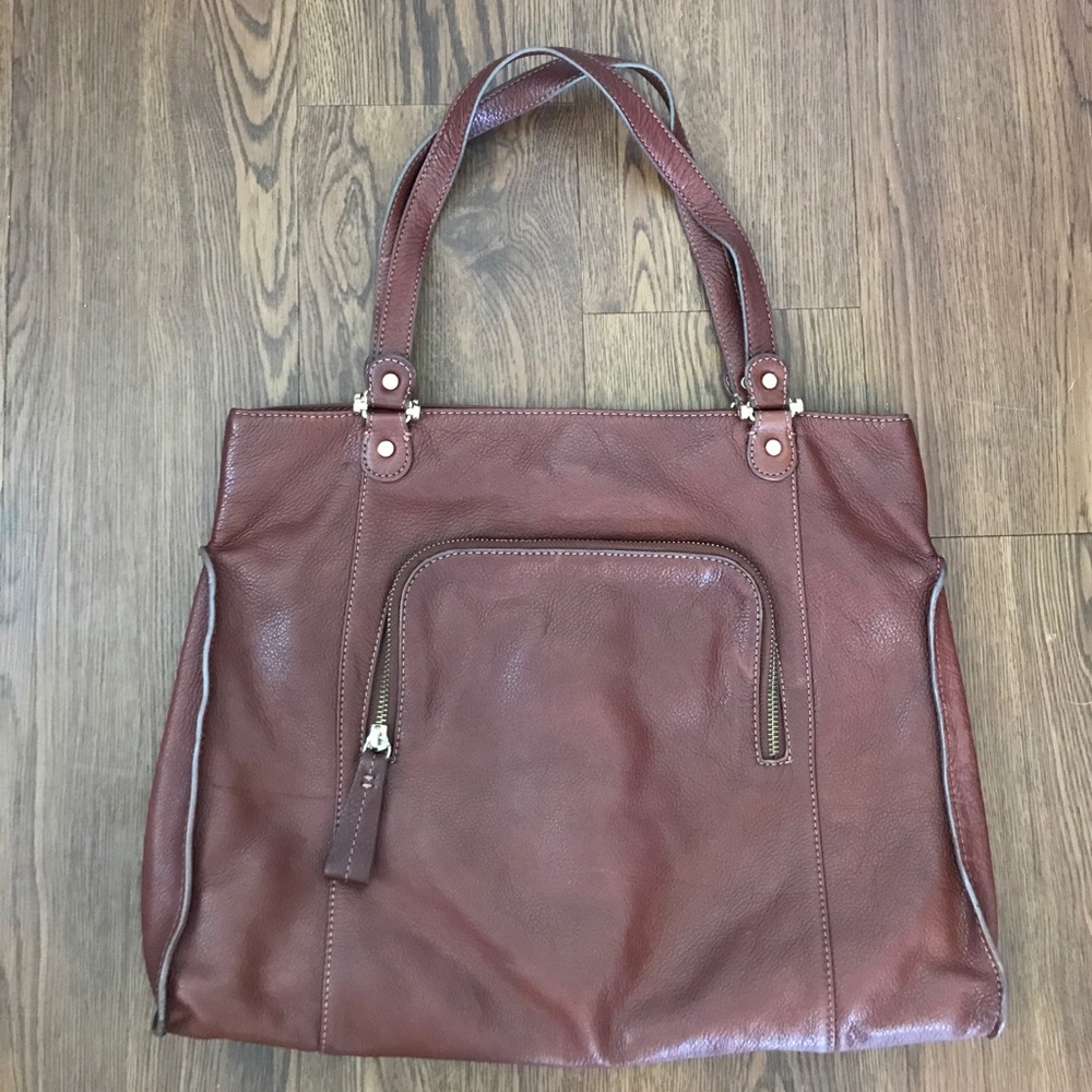 100% Leather Liz Claiborne Bag