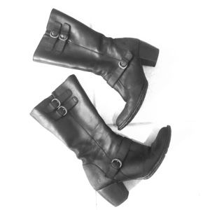 Born black boots