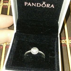 Pandora Ring