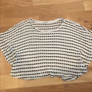 Short sleeve knot sweater