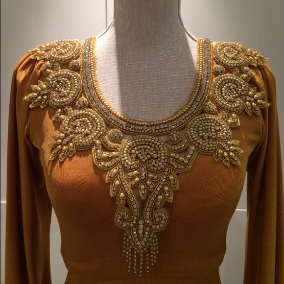 Backless long sleeve custom made dress - Picture 8 of 8