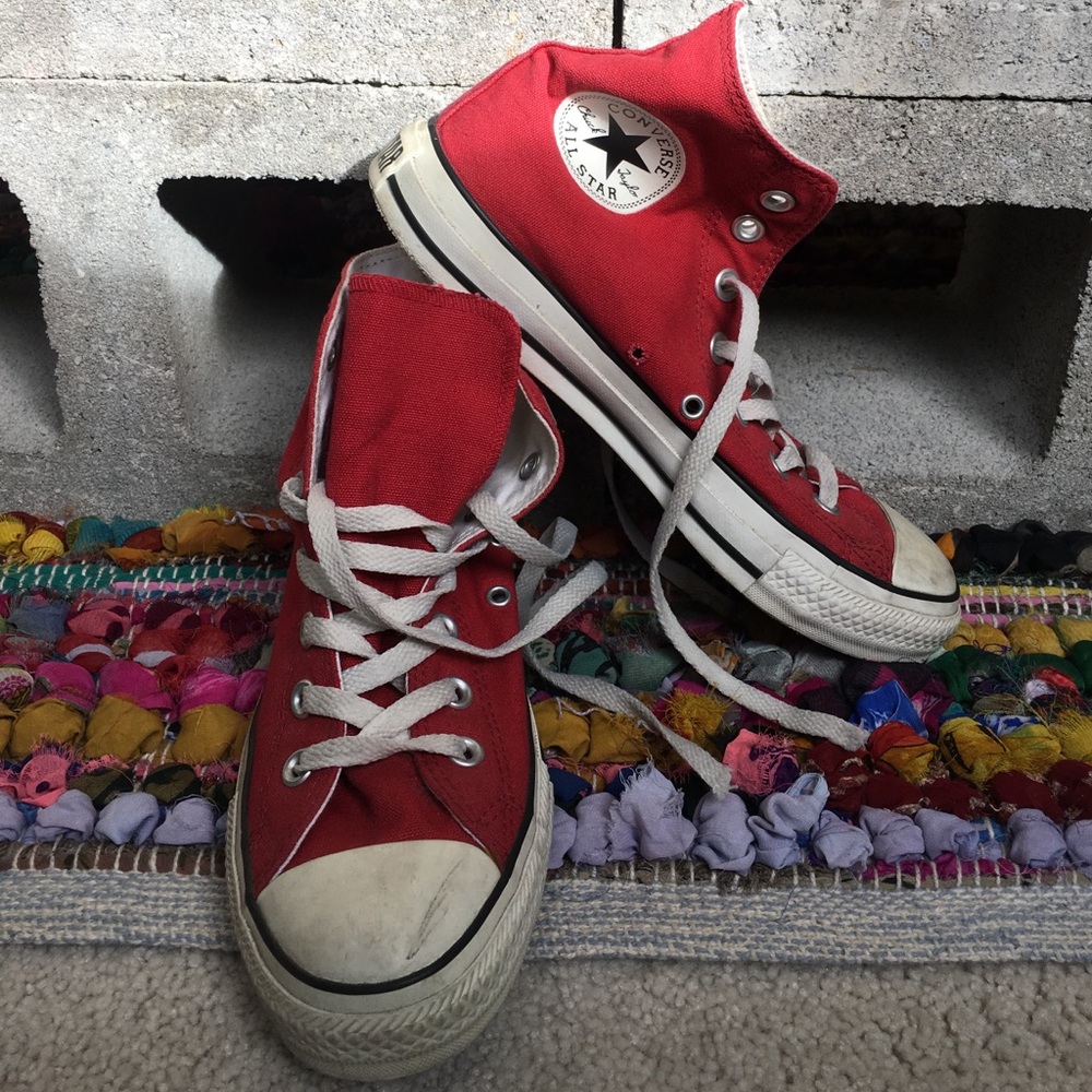 Red hi-top converse