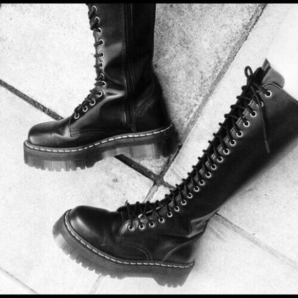 ISO!! 20 eye lace up Dr Marten platform Docs aggy - Picture 2 of 3