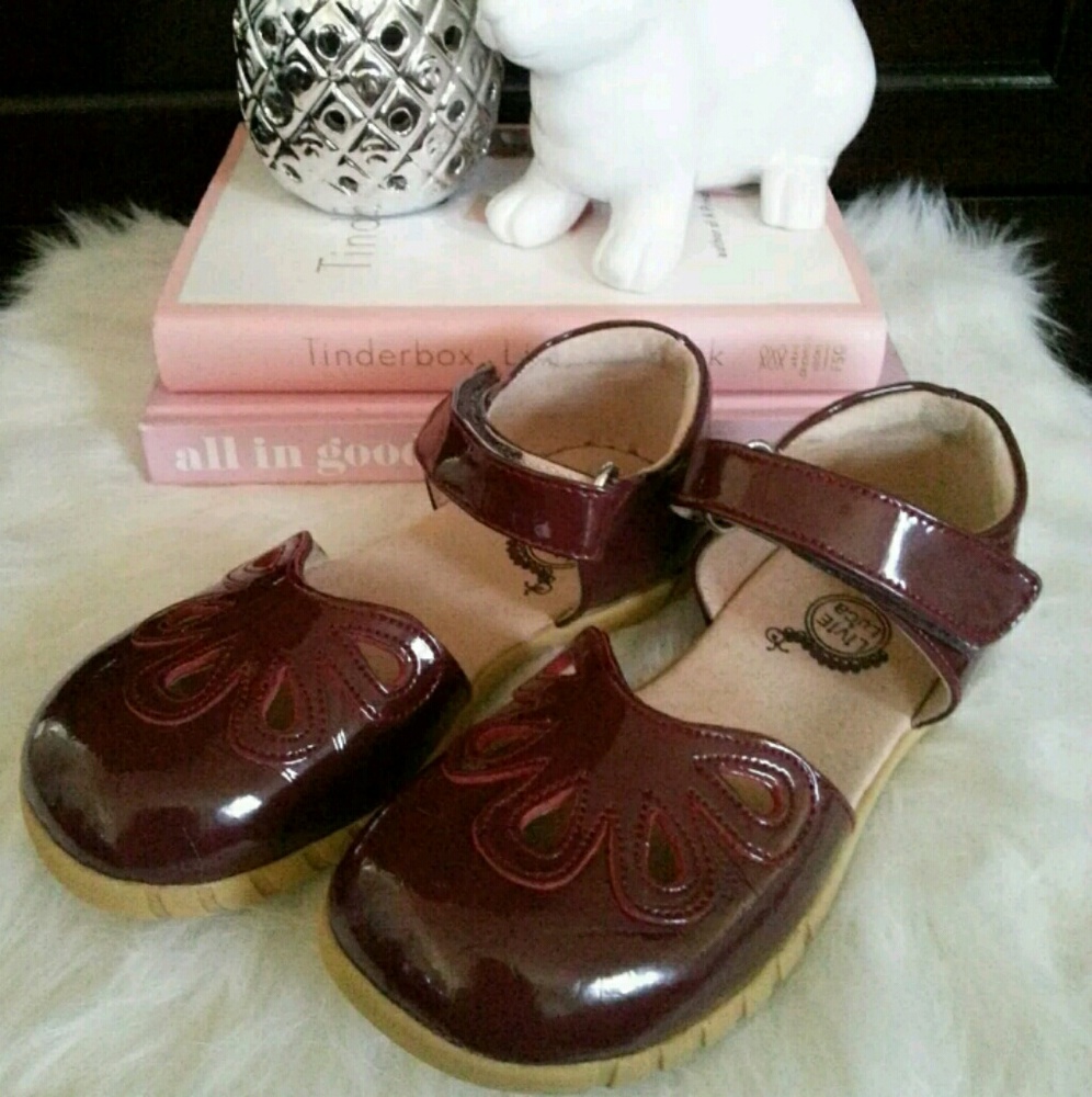 **SOLD**Livie & Luca Burgundy Petals HTF Size 12