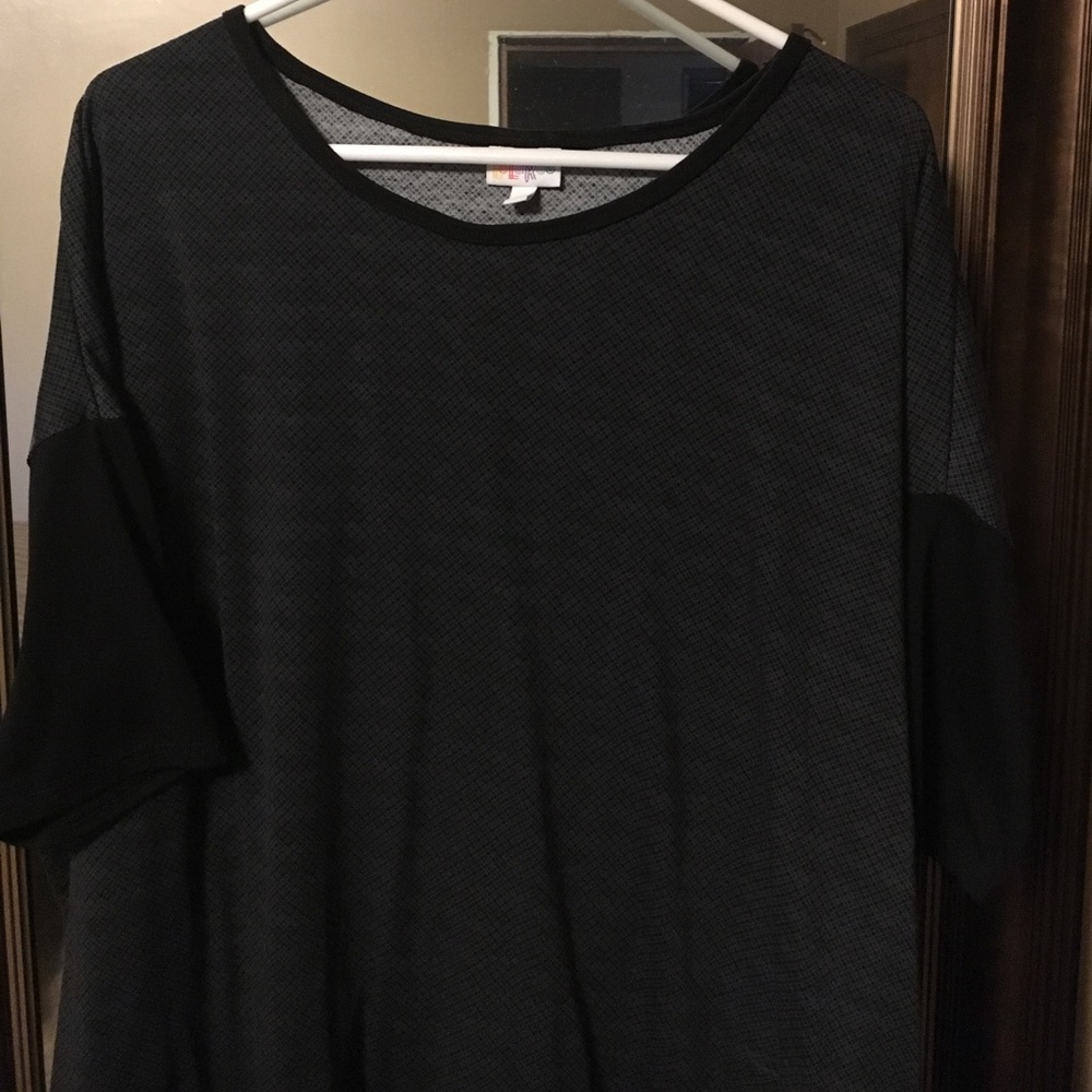 Lularoe XL Irma tunic! Super cute and comfortable!
