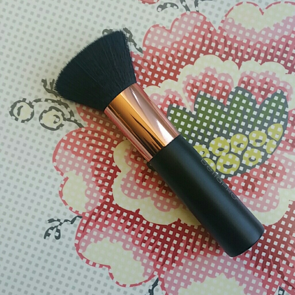 Powder foundation brush - Picture 2 of 8